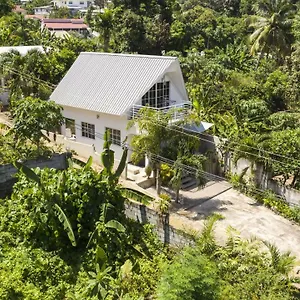  Шале Ocean Bird & Wanita's Self Catering Сейшельские острова